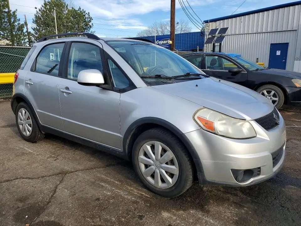 2010 SUZUKI SX4   