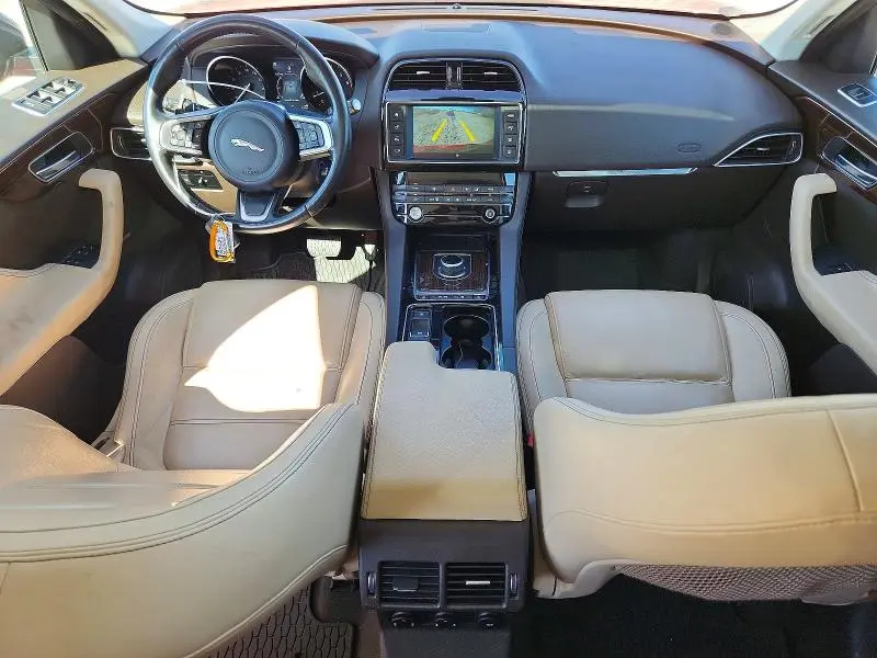 2018 JAGUAR F-PACE PRESTIGE  
