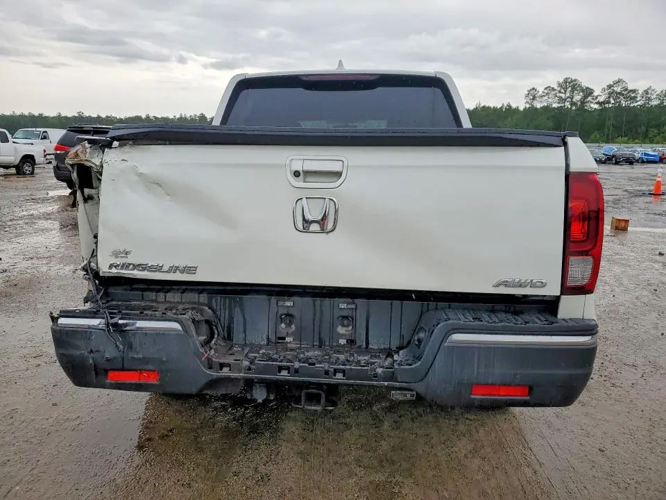 2017 HONDA RIDGELINE RTL  