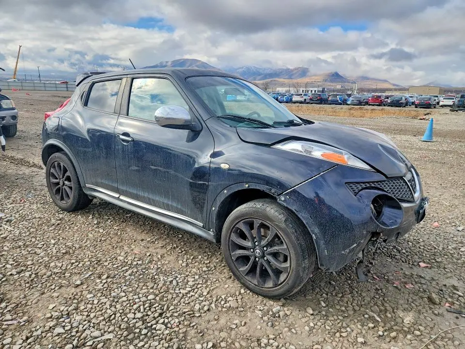 2013 NISSAN JUKE S  