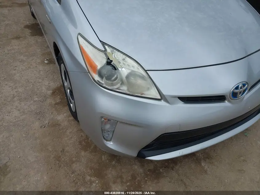 2013 TOYOTA PRIUS TWO