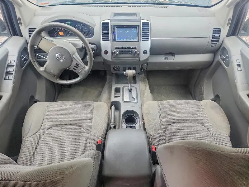2012 NISSAN FRONTIER S  