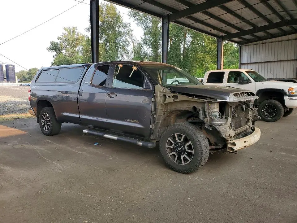 2016 TOYOTA TUNDRA SR5  