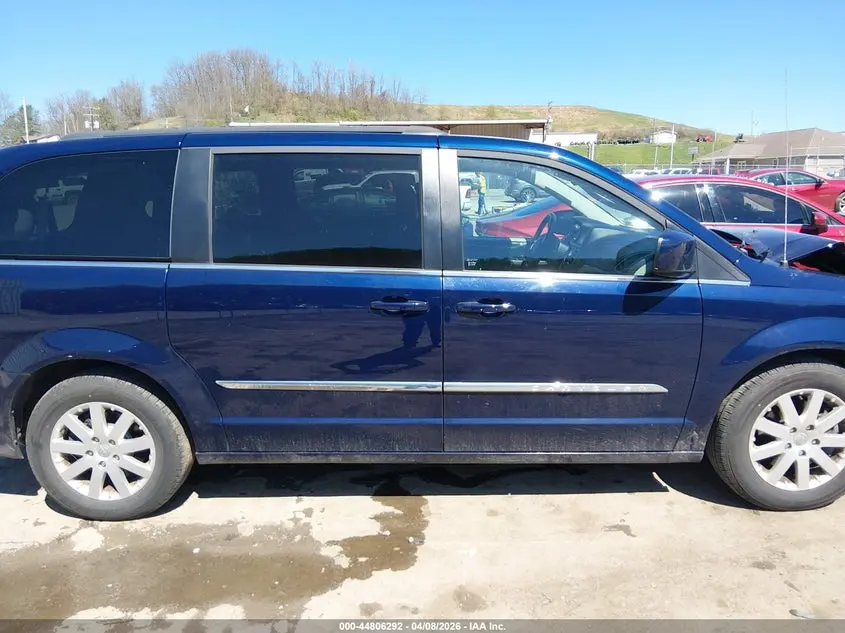 2016 CHRYSLER TOWN & COUNTRY TOURING