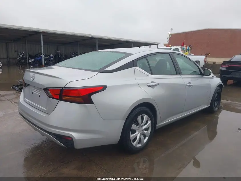 2023 NISSAN ALTIMA S FWD