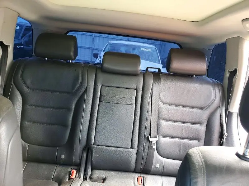 2012 VOLKSWAGEN TOUAREG V6 TDI  
