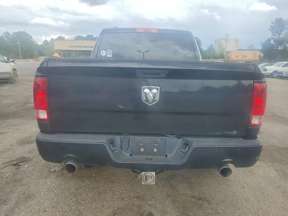 2014 RAM 1500 ST  