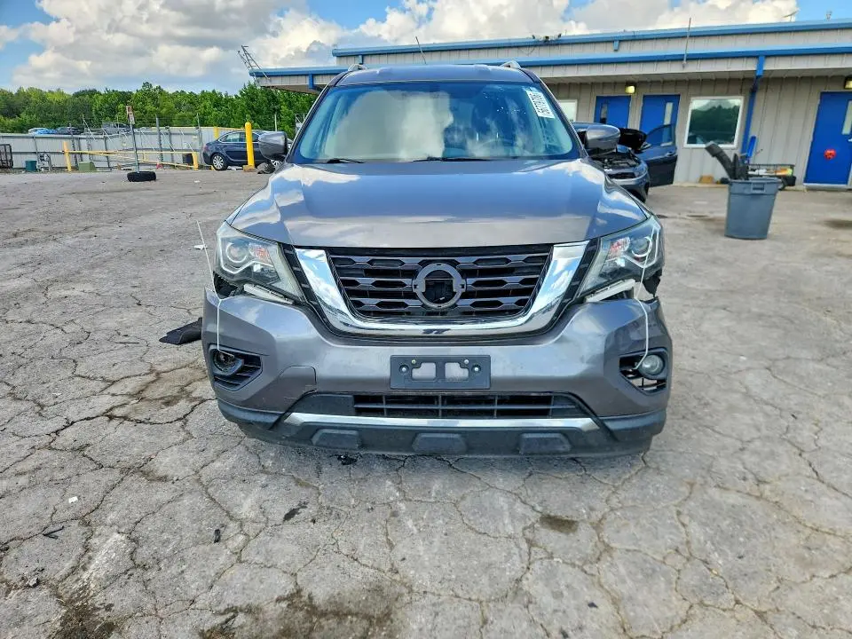 2019 NISSAN PATHFINDER SV  