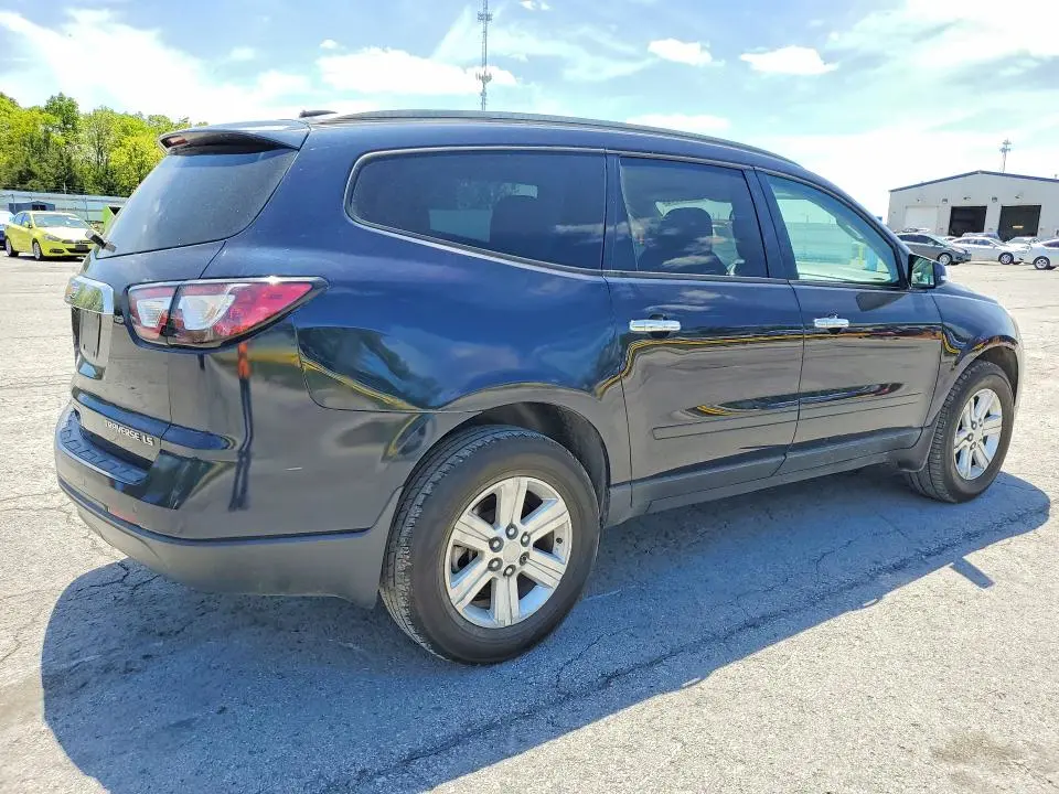 2016 CHEVROLET TRAVERSE LS  