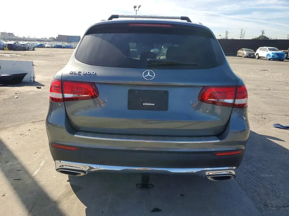 2017 MERCEDES-BENZ GLC 300  