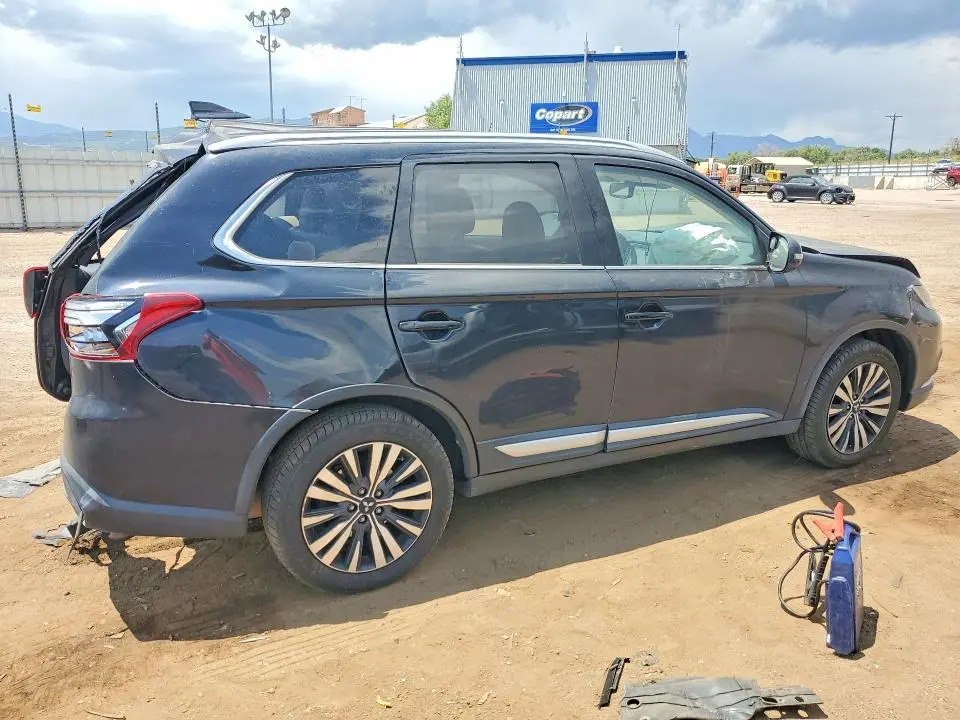 2020 MITSUBISHI OUTLANDER SE  