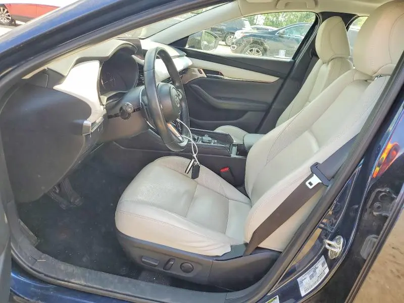 2022 MAZDA 3 PREMIUM  