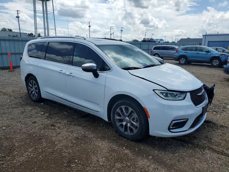2023 CHRYSLER PACIFICA HYBRID PINNACLE  