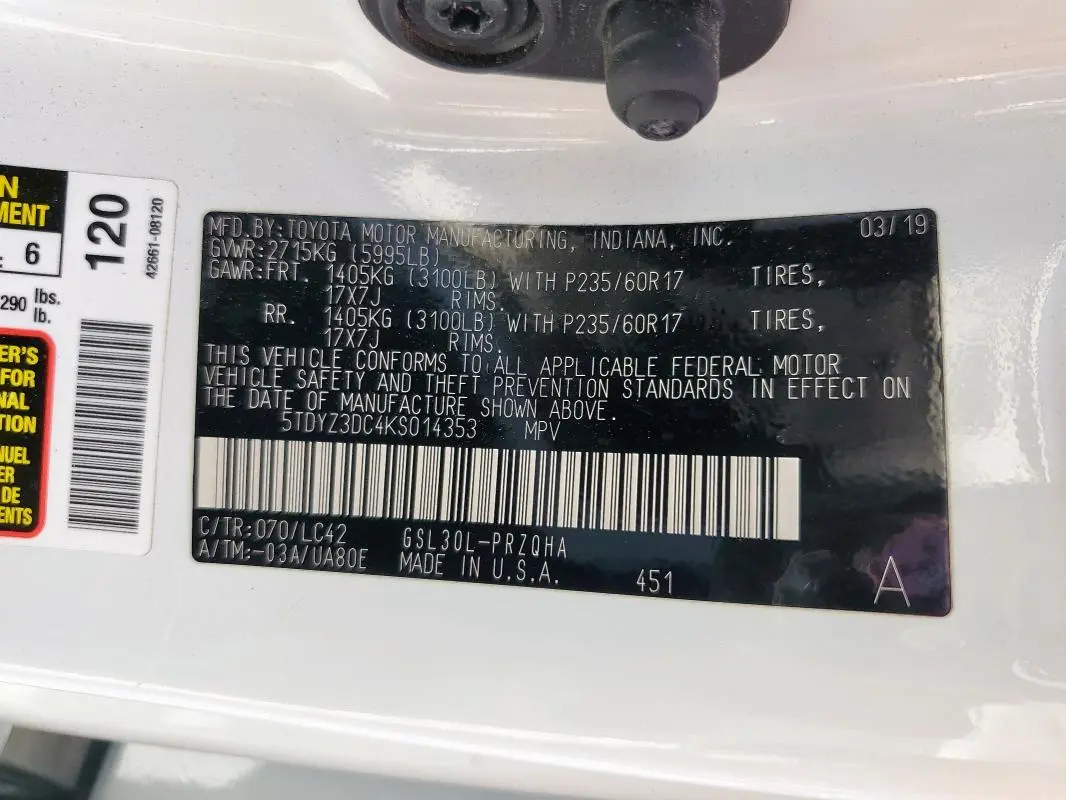 2019 TOYOTA SIENNA XLE  