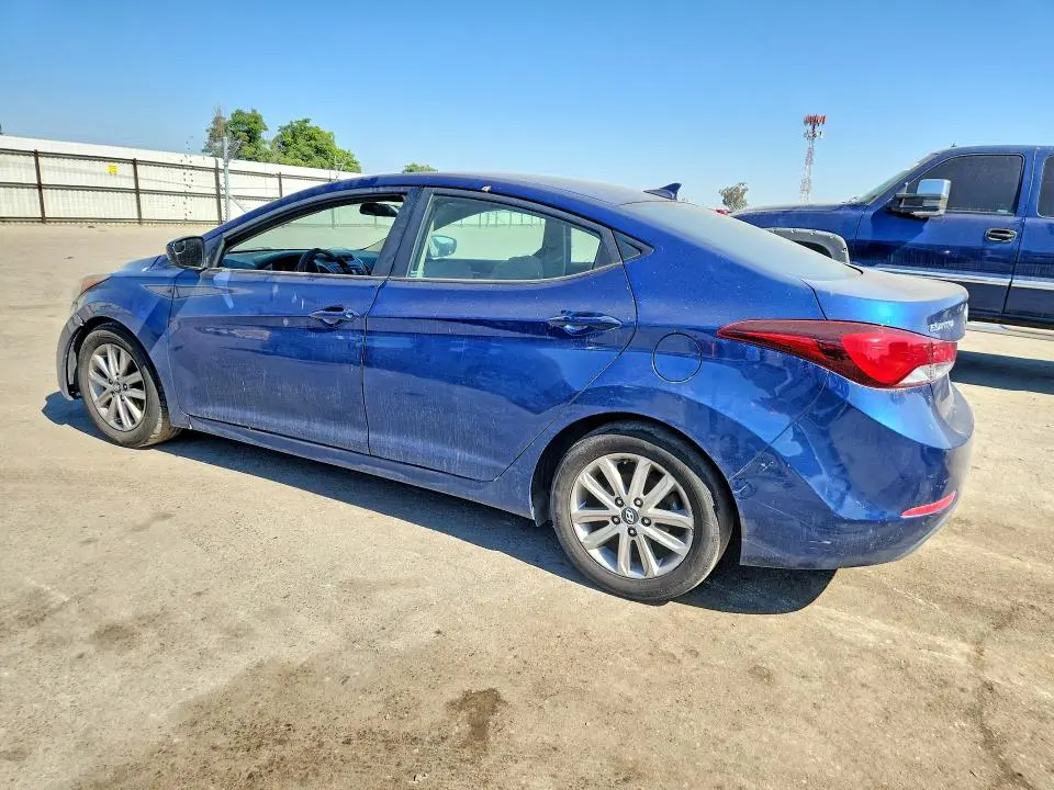 2015 HYUNDAI ELANTRA SE  