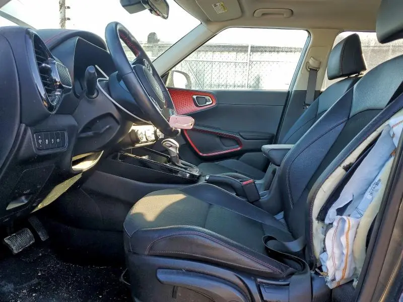 2024 KIA SOUL GT LINE  