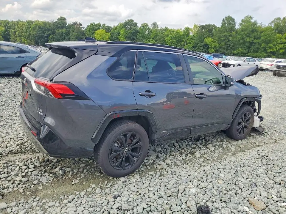 2024 TOYOTA RAV4 XSE  