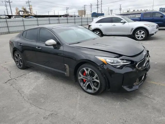 2019 KIA STINGER GT2  