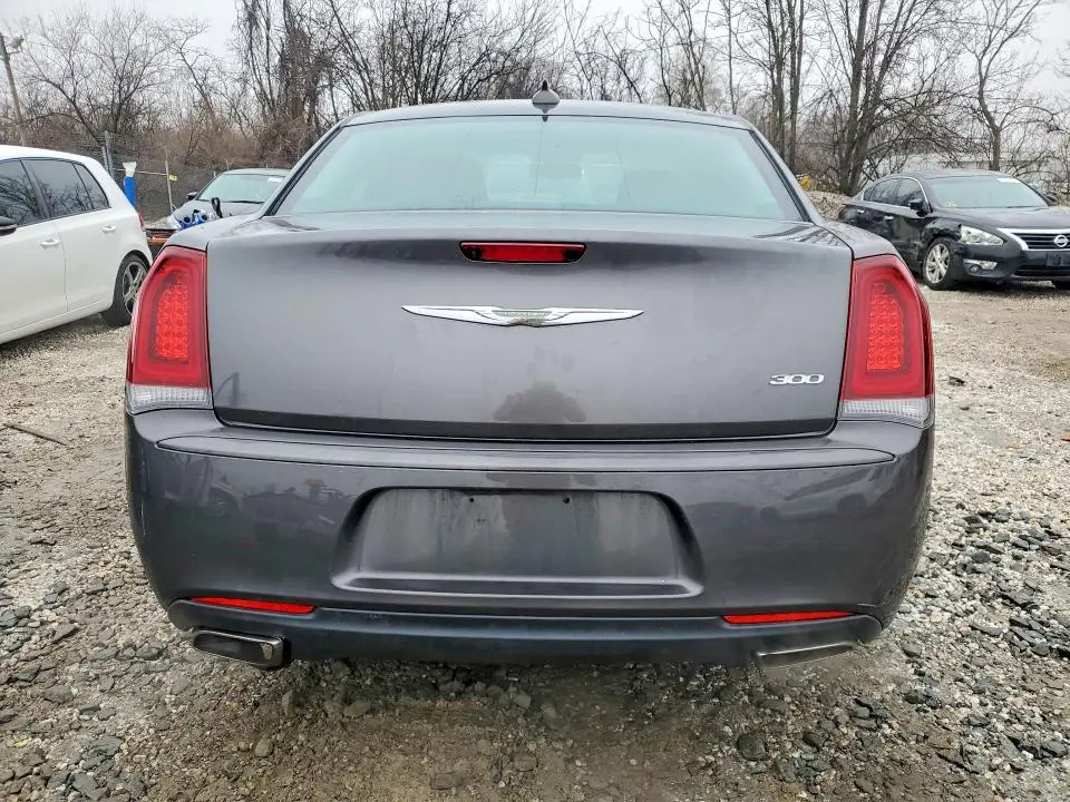2018 CHRYSLER 300 TOURING  