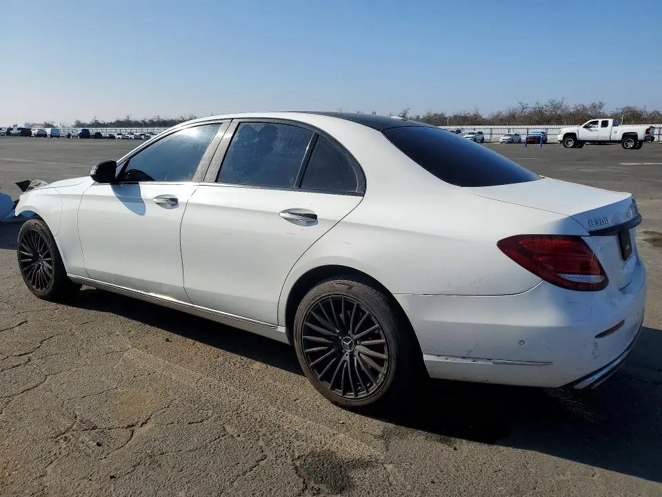 2017 MERCEDES-BENZ E 300  