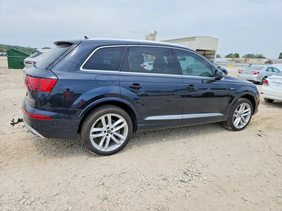 2017 AUDI Q7 PRESTIGE  