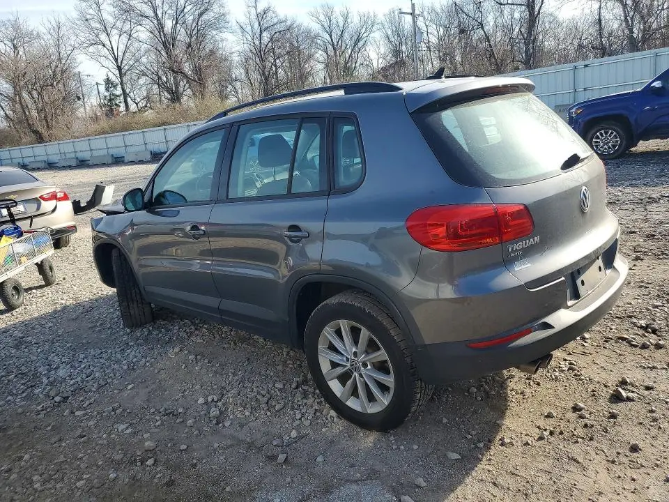 2017 VOLKSWAGEN TIGUAN S  