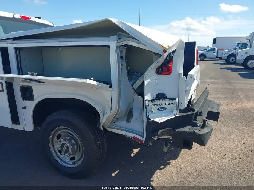 2024 FORD F-250 XL