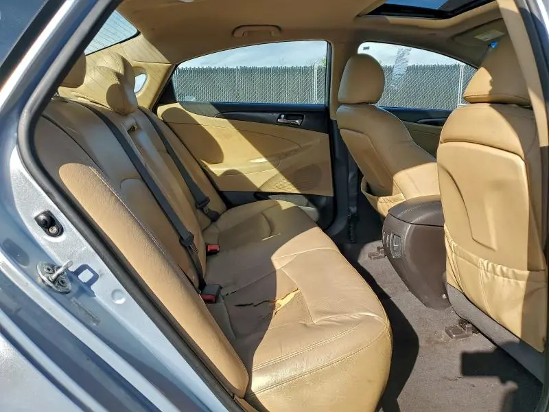 2011 HYUNDAI SONATA SE  