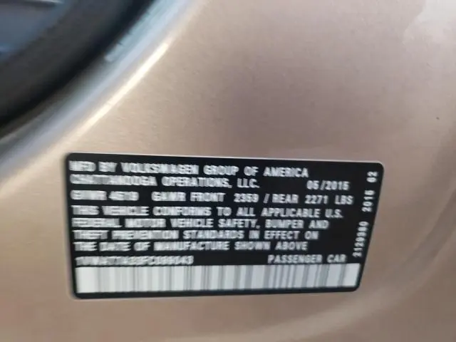 2015 VOLKSWAGEN PASSAT S  