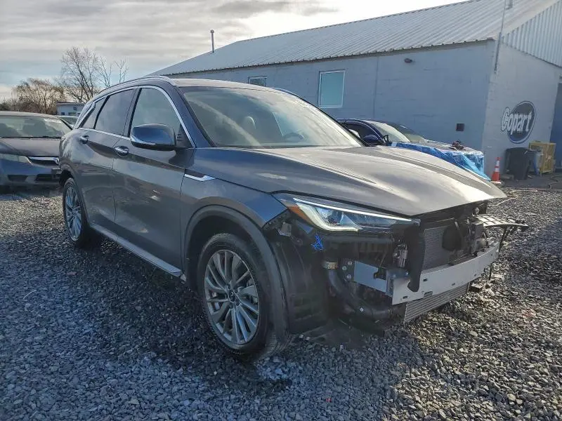 2025 INFINITI QX50 LUXE  
