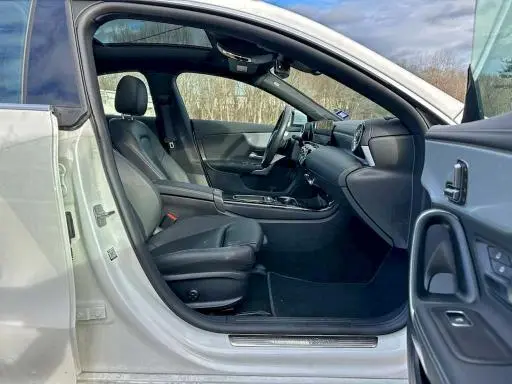 2025 MERCEDES-BENZ CLA 250  