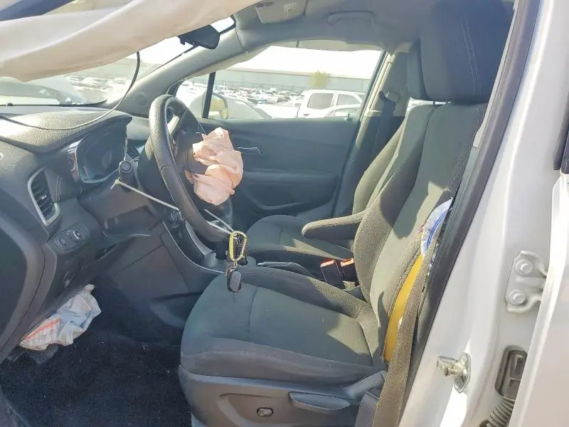 2017 CHEVROLET TRAX LS  