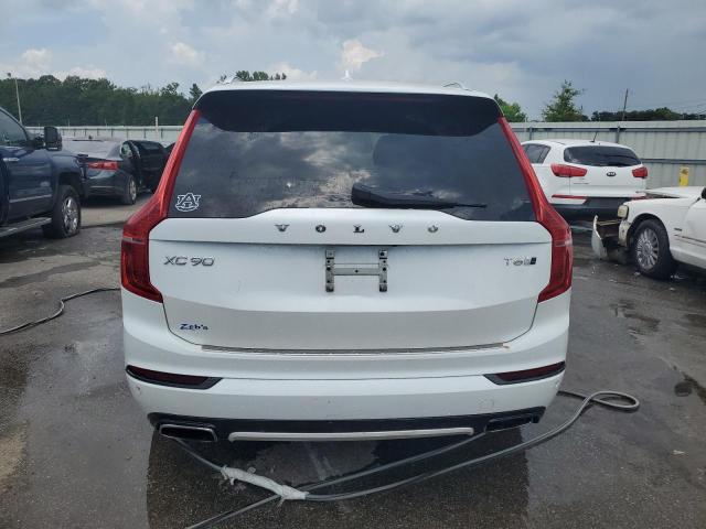 2017 VOLVO XC90 T6