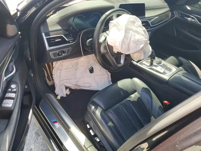 2019 BMW 750 I  