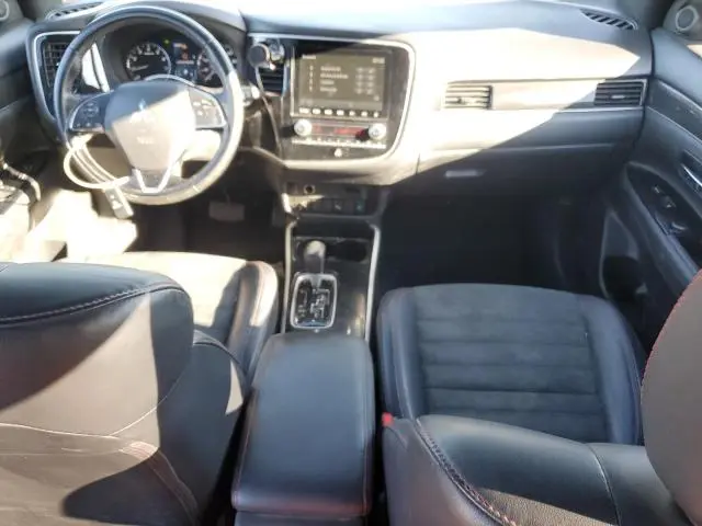 2020 MITSUBISHI OUTLANDER SE  