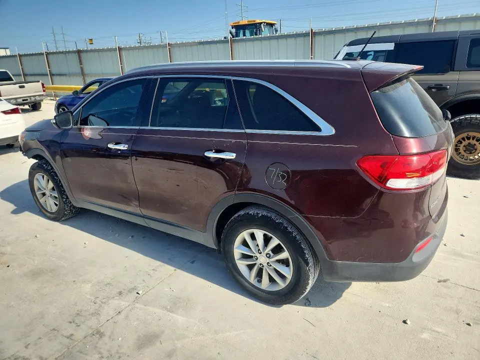 2017 KIA SORENTO LX  