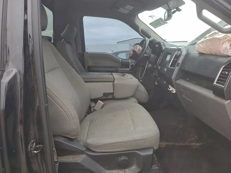 2016 FORD F150   