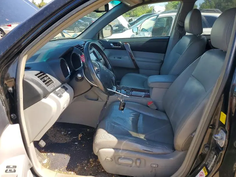 2011 TOYOTA HIGHLANDER LIMITED  
