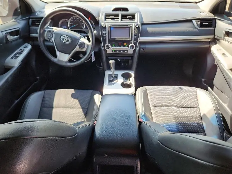 2013 TOYOTA CAMRY SE  