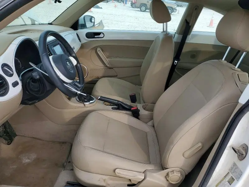 2013 VOLKSWAGEN BEETLE   