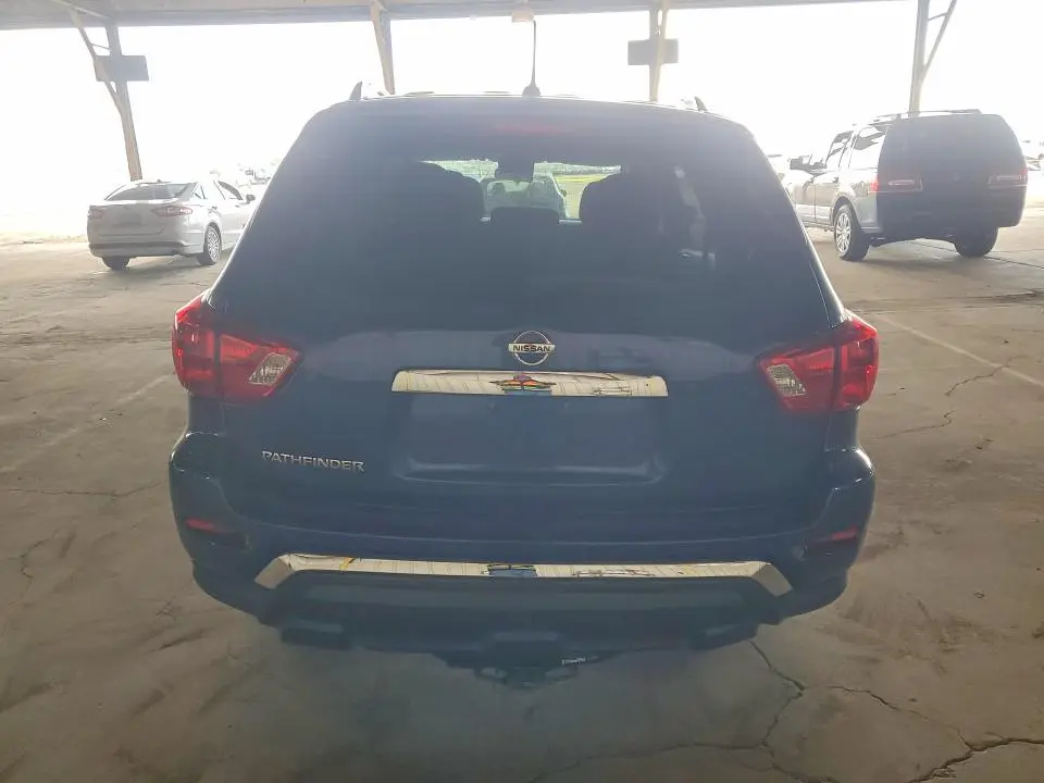 2018 NISSAN PATHFINDER S  