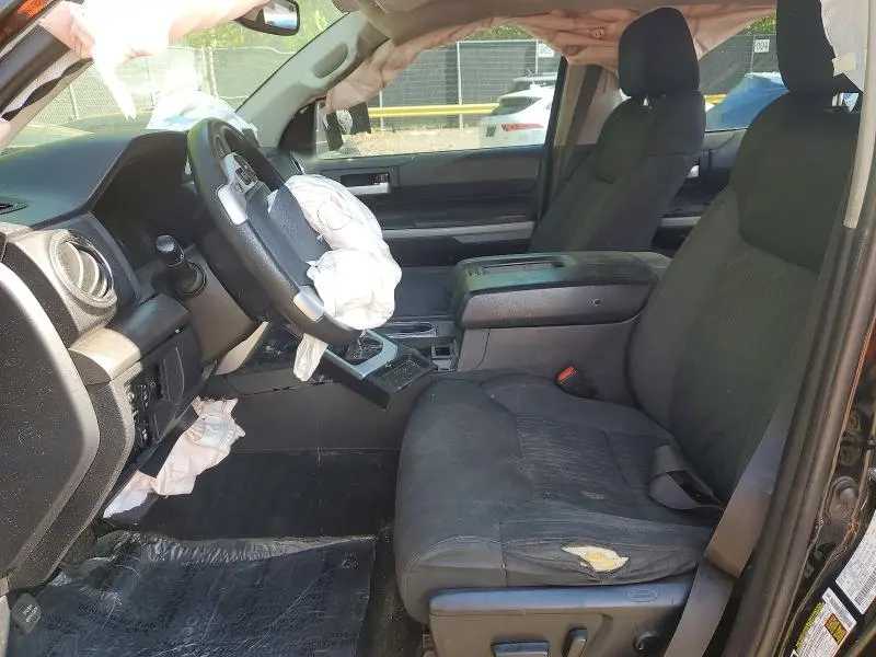 2020 TOYOTA TUNDRA CREWMAX SR5  