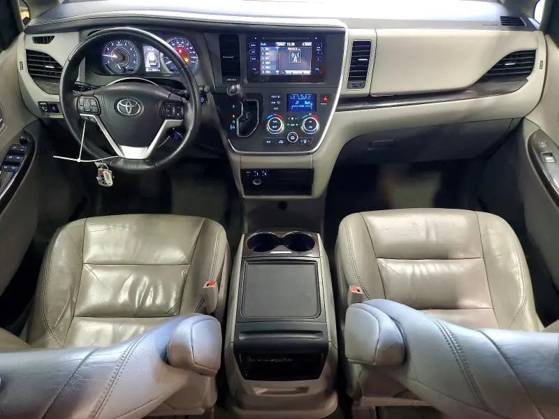 2017 TOYOTA SIENNA XLE 8-PASSENGER  