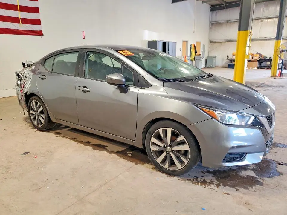 2020 NISSAN VERSA SV  