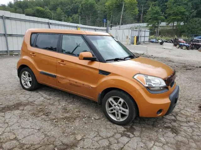 2011 KIA SOUL +  