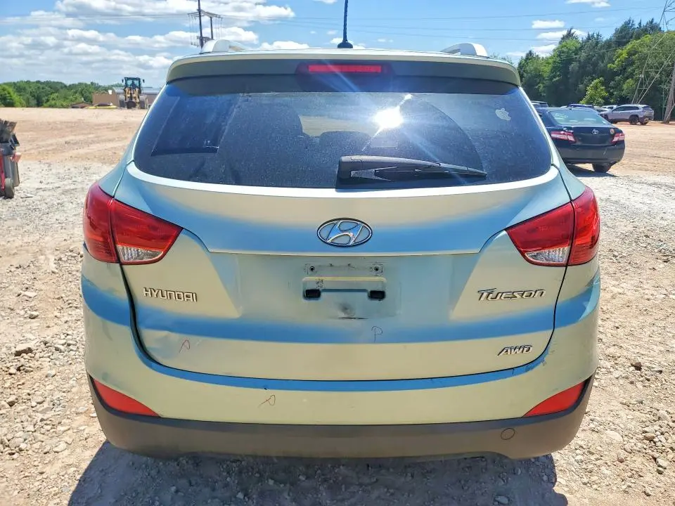 2011 HYUNDAI TUCSON GLS  