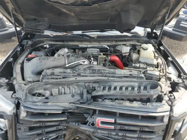 2021 GMC SIERRA K2500 AT4  