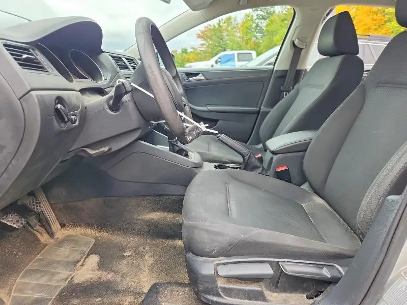 2015 VOLKSWAGEN JETTA BASE  
