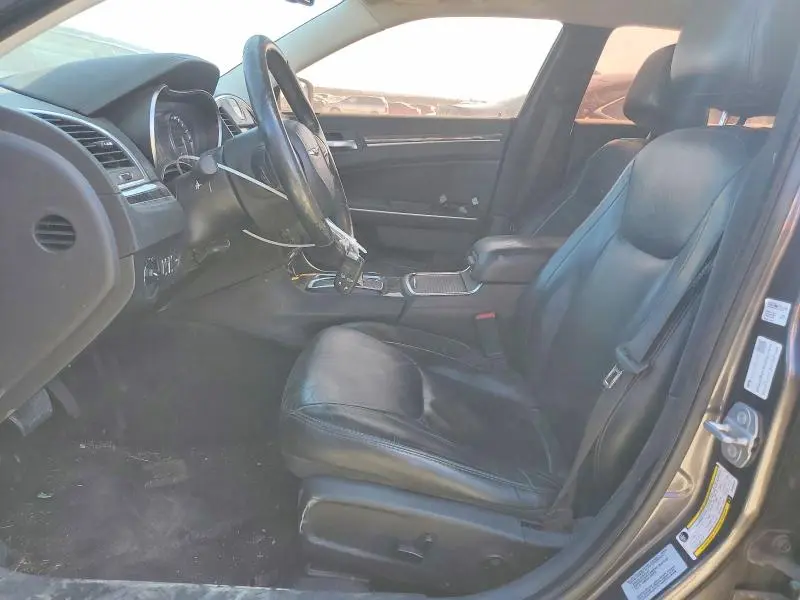 2016 CHRYSLER 300 LIMITED  
