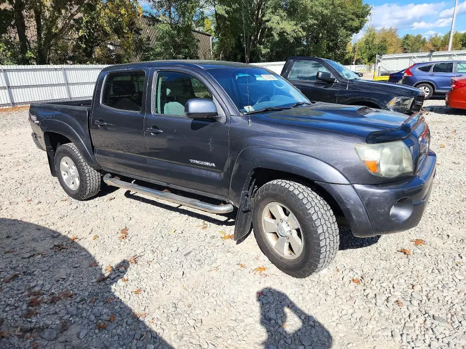 2010 TOYOTA TACOMA V6  